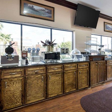 Comfort Suites Lake Jackson Clute Экстерьер фото
