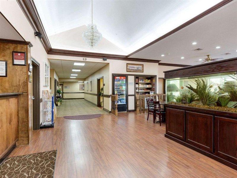 Comfort Suites Lake Jackson Clute Экстерьер фото