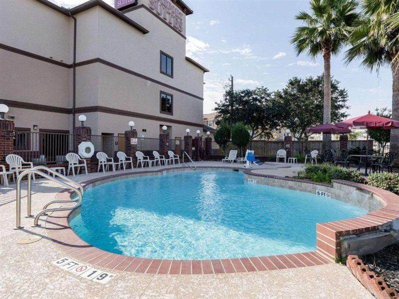 Comfort Suites Lake Jackson Clute Экстерьер фото