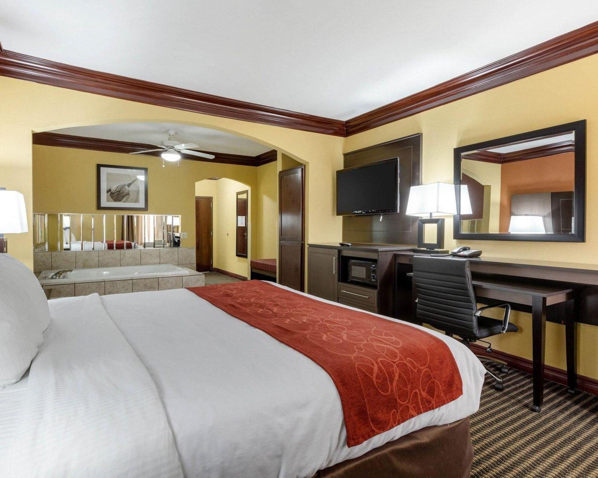Comfort Suites Lake Jackson Clute Экстерьер фото