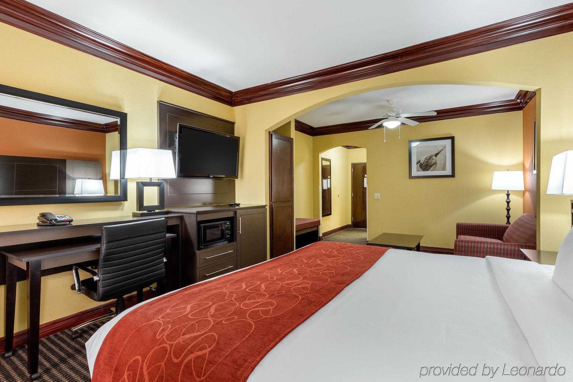 Comfort Suites Lake Jackson Clute Экстерьер фото
