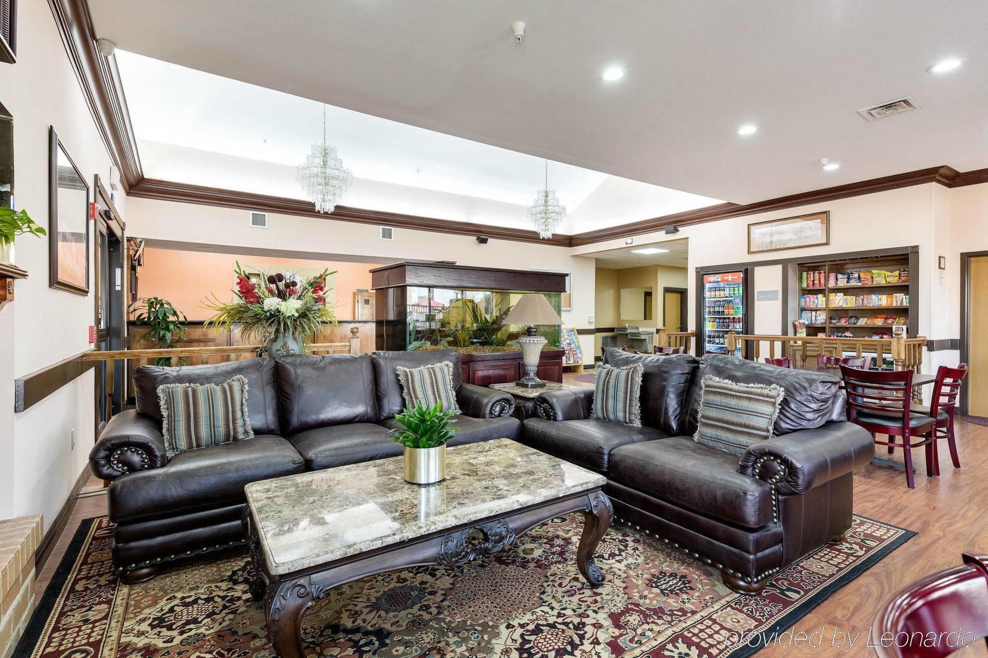 Comfort Suites Lake Jackson Clute Экстерьер фото